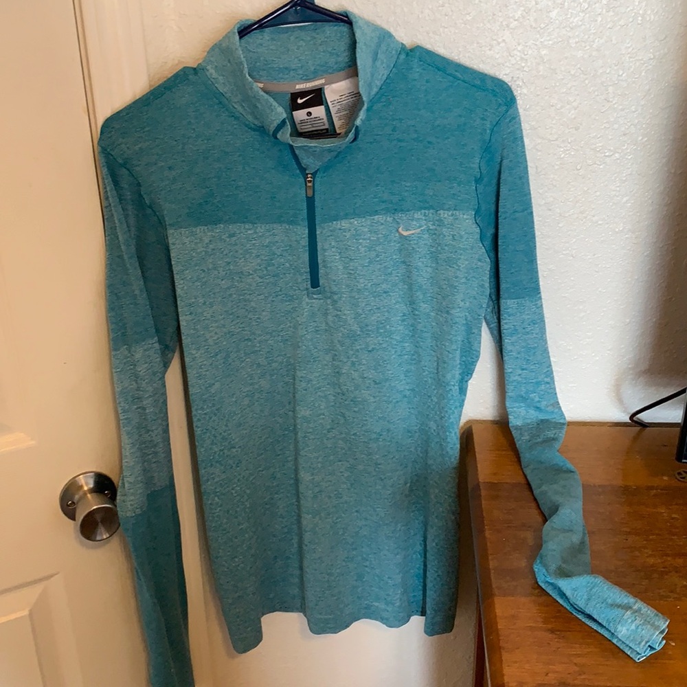 Nike Pullover
